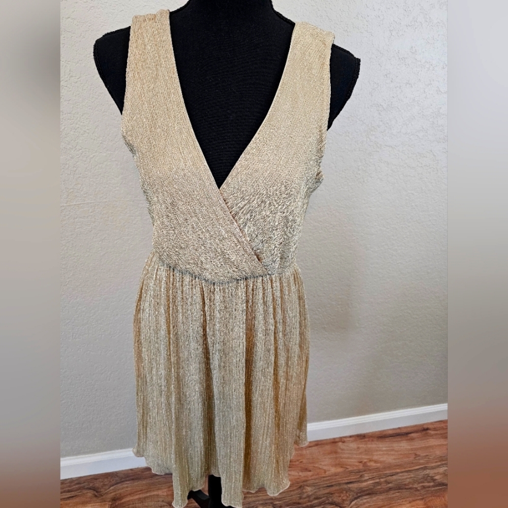 Chic Gold V-Neck Mini Dress